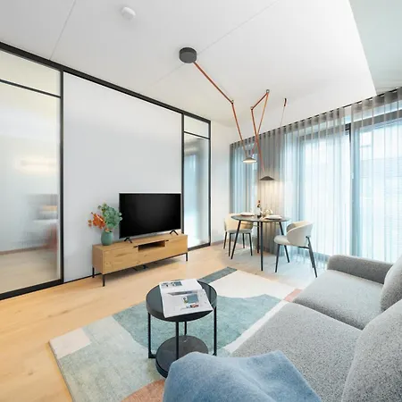 Beachfront Kalaranna Near The Old Town アパート タリン