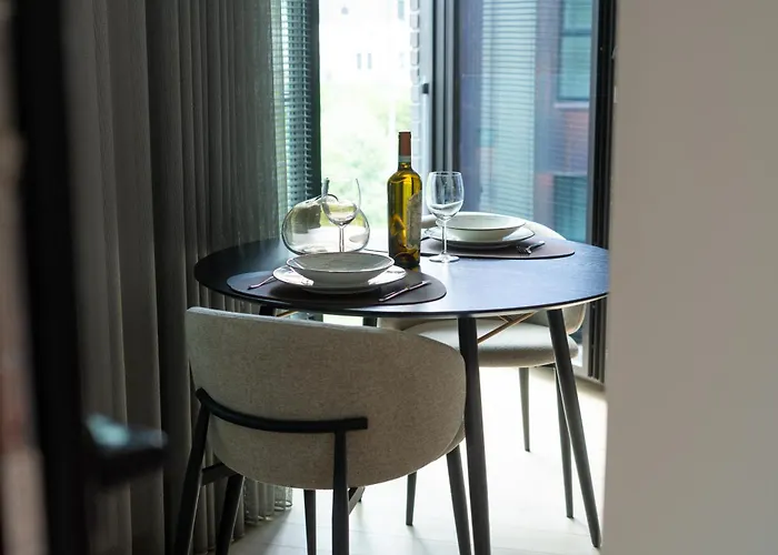 Apartment Beachfront Kalaranna Near The Old Town *