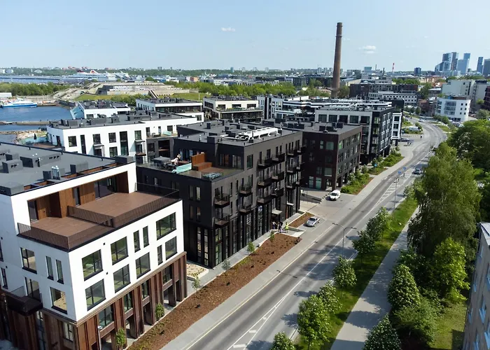 Beachfront Kalaranna Near The Old Town タリン