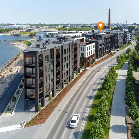 Beachfront Kalaranna Near The Old Town דירה *
