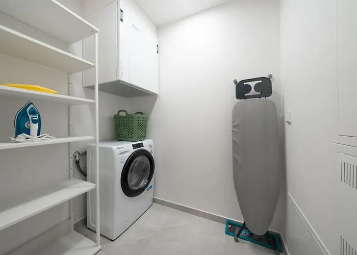 Beachfront Kalaranna Near The Old Town טאלין